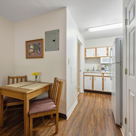 Affordable Suites Conover / Hickory מראה חיצוני תמונה